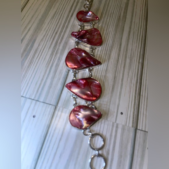 Mother Of Pearl- red Bracelet - Picture 8 of 15